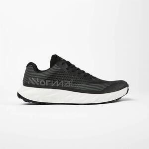 NEW NNORMAL unisex kjerag shoe in black/grey